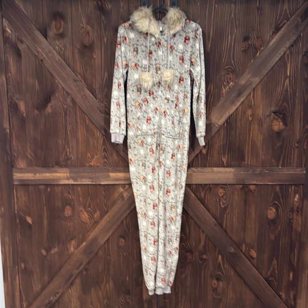 New Secret Treasures Faux Fur Trimmed Christmas Sloth Union Suit Size Small 4-6